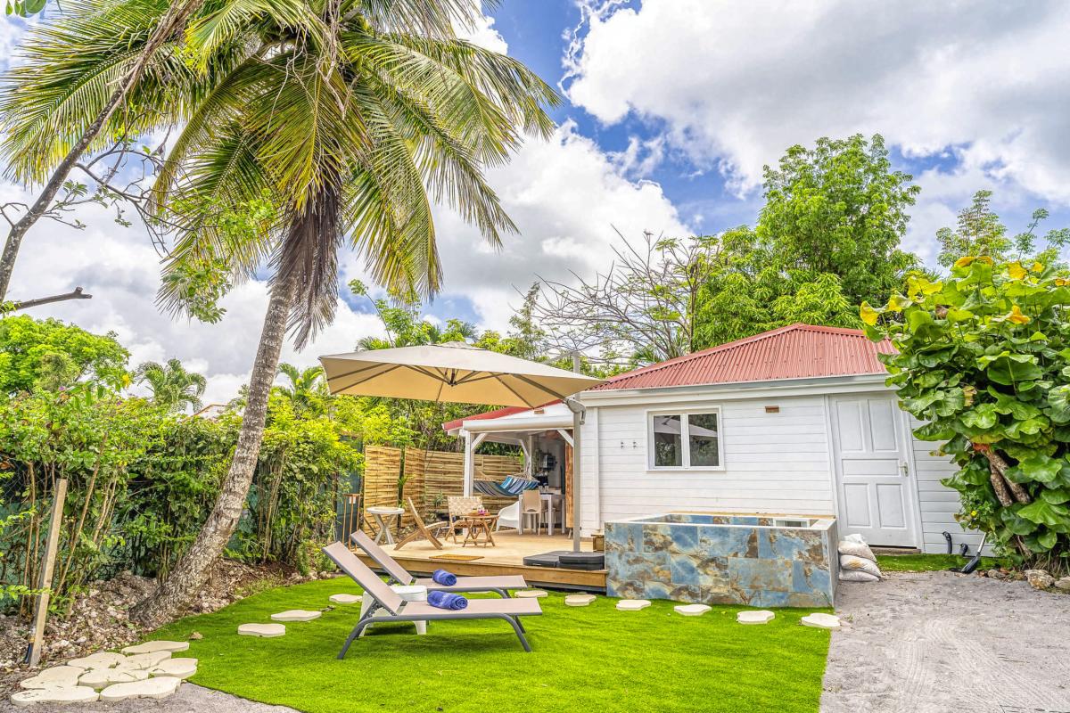 3.Location villa piscine Marie Galante_Piscine
